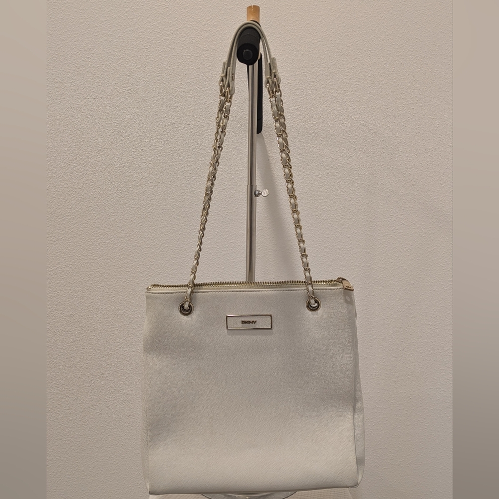 DKNY White Shoulder Bag/Crossbody
